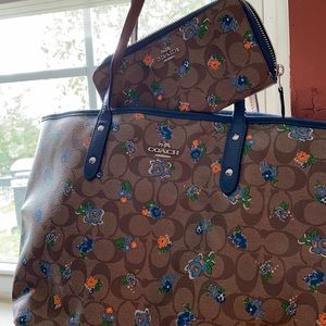 Large Coach satchel with matching wallet.